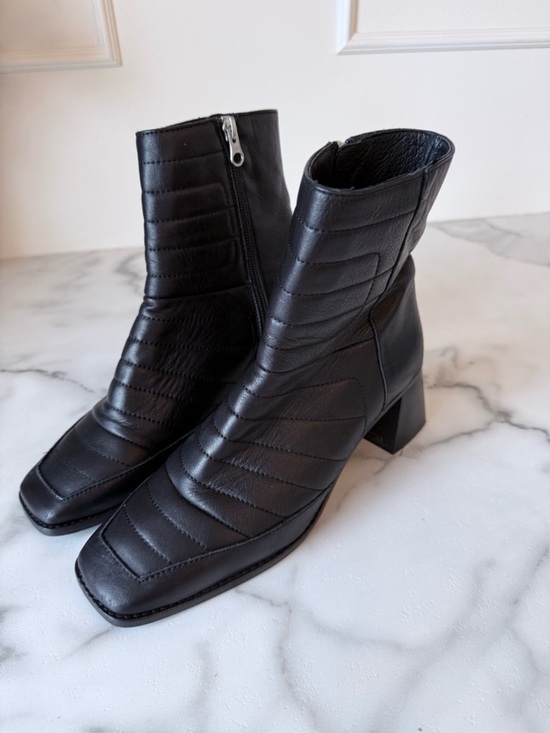 L'INTERVALLE Shoes - L’intervalle Black Leather Ankle Boot size 7 Grunge Goth Witchy Whimsigoth Boho